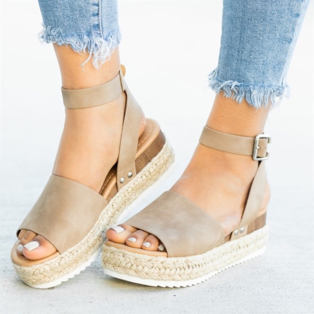NEUTRAL VEGAN LEATHER FLATFORM ESPADRILLE WEDGES